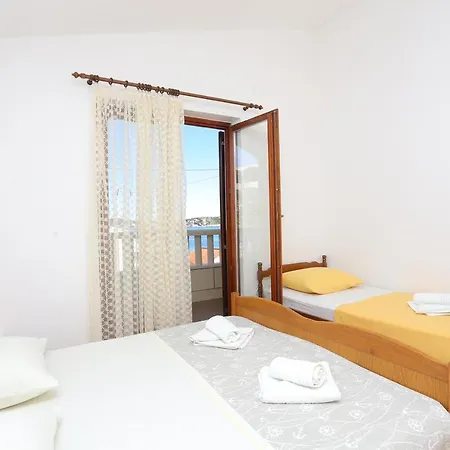 Apartamento Ostricka Luka 17086c