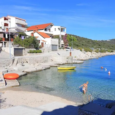 Apartamento Ostricka Luka 17086c